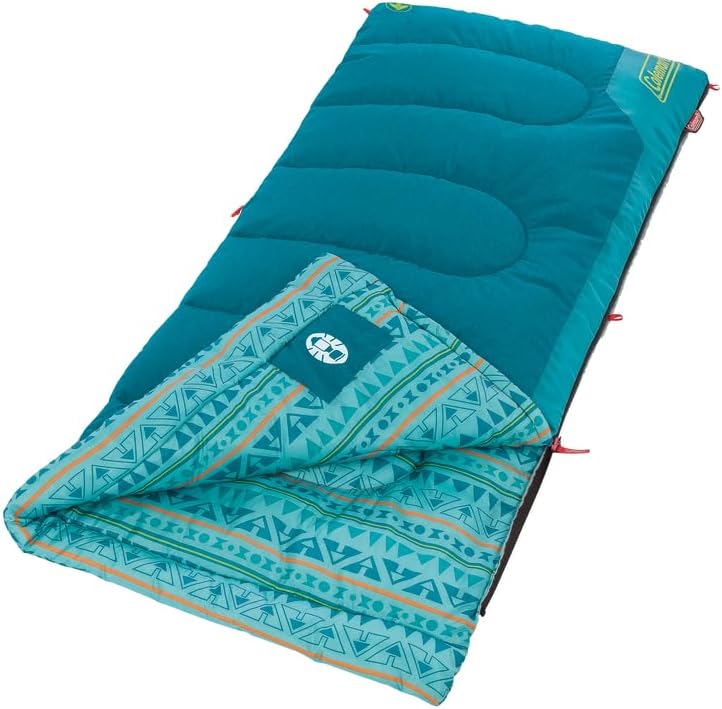 Fun and colorful sleeping bags for kids’ indoor sleepovers