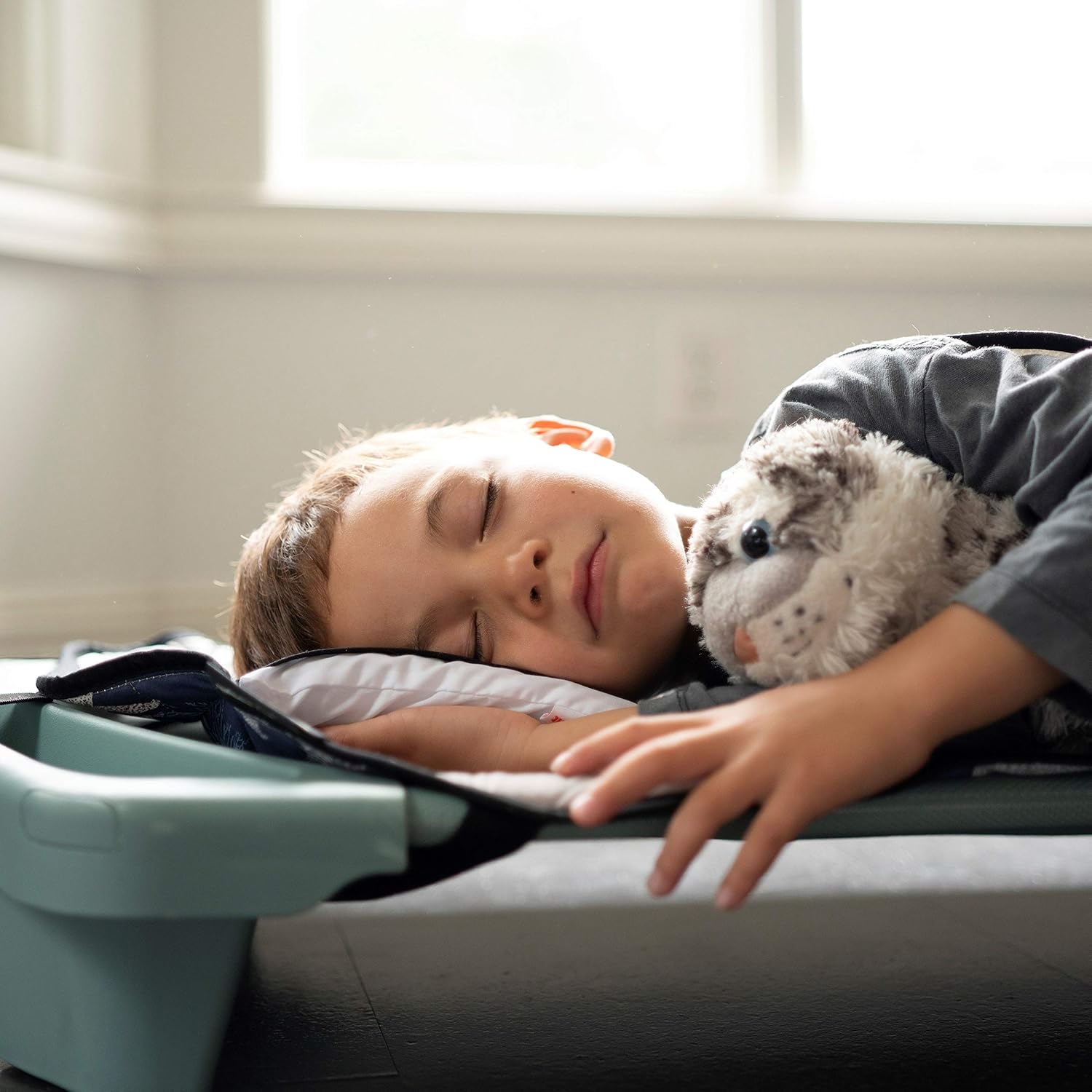 Kids sleepover sleeping bag with matching pillow and carry bag